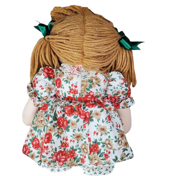Vintage 1991 Commonwealth Toy Rag Doll Yarn Hair Floral Dress Stitched Face 17" - Picture 3 of 6